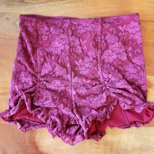 Free People Intimately Size XS Burgundy Lace High Waisted Lined Shorts